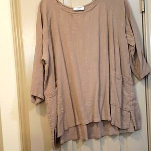 Tan 3/4 sleeve top 1X